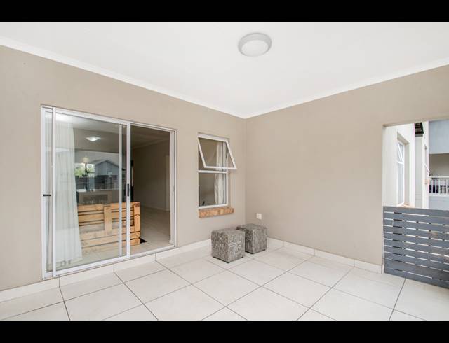 3 BEDROOM APARTMENT FOR SALE IN NORTH RIDING